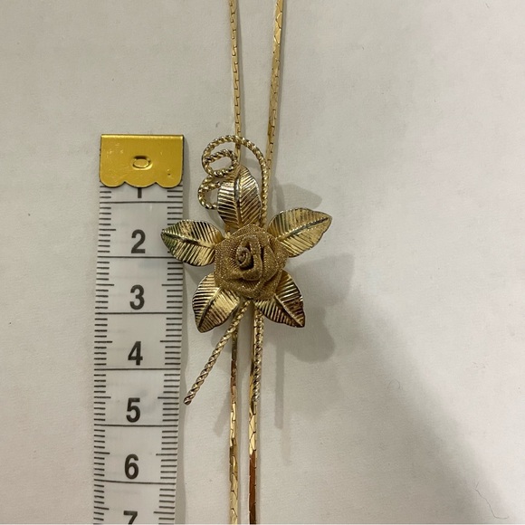 Gold Flower Style Bolo Necklace - Picture 8 of 13